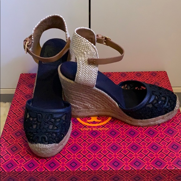 NWB Tory Burch Lucia Lace Navy Wedge Espadrille - Picture 3 of 5